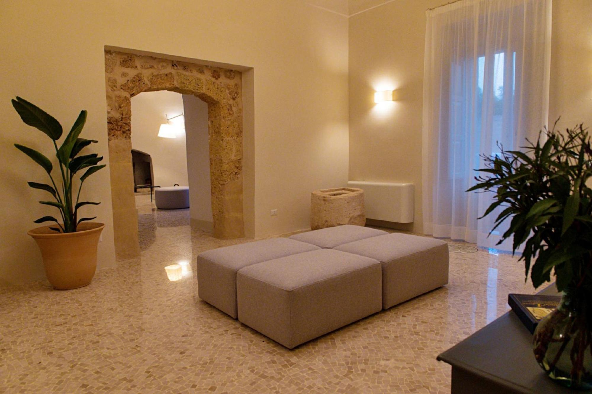 فندق Palazzo Pati Tiggiano المظهر الخارجي الصورة